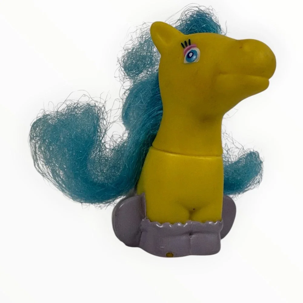 2 Vintage Tara Toy MINI Pink /Blue Yellow hair Horse Pony sitting 2 1/2